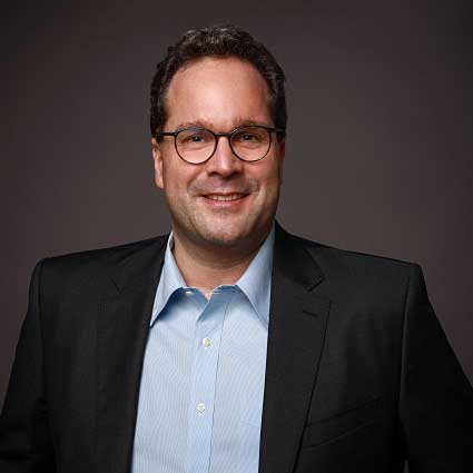 Andreas Schneekloth, Head of Automotive and Industrial at Oxyphen